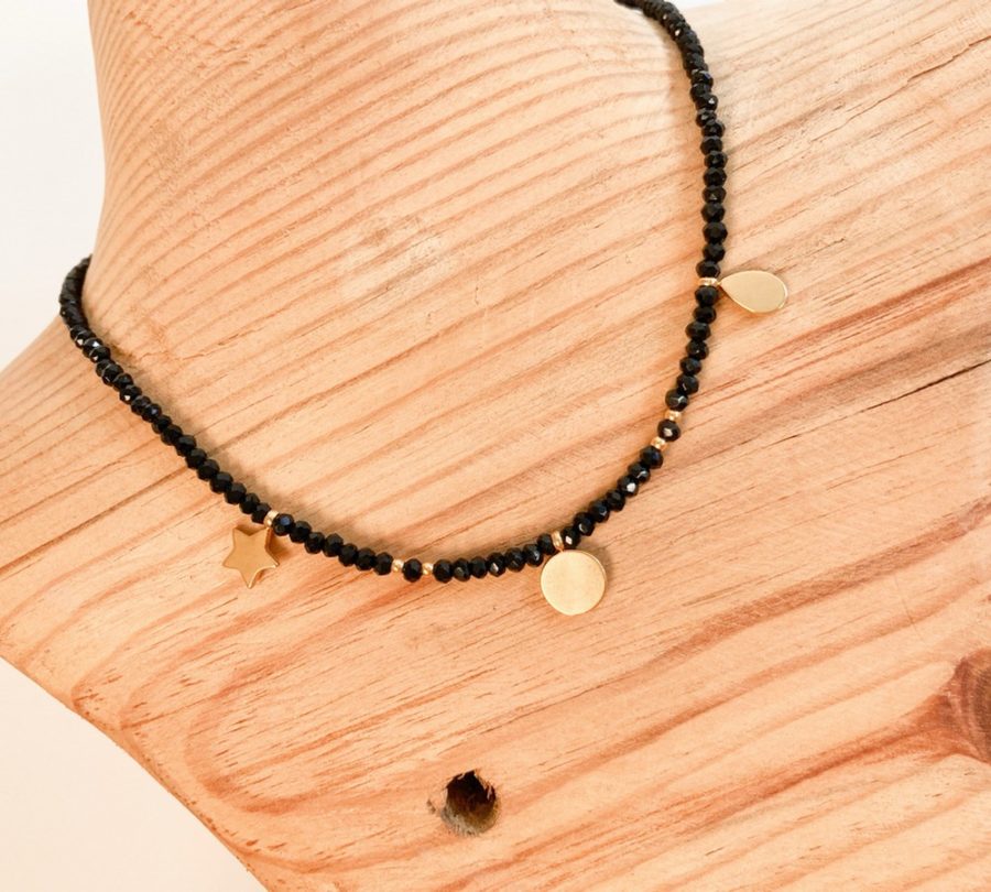 Collier pampilles sur buste 1 eclissa.corsica